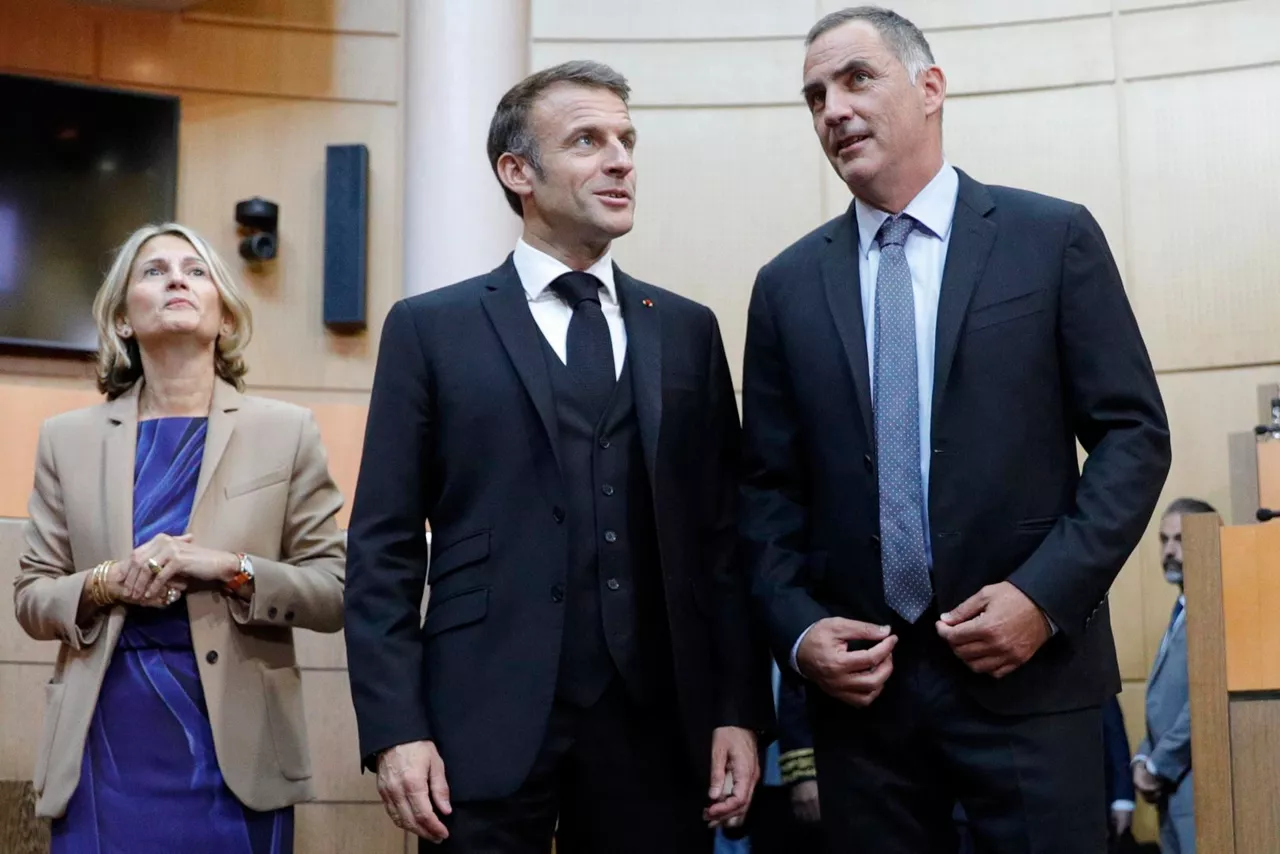 Macron-Simeoni-Maupertuis-Corcega-efe