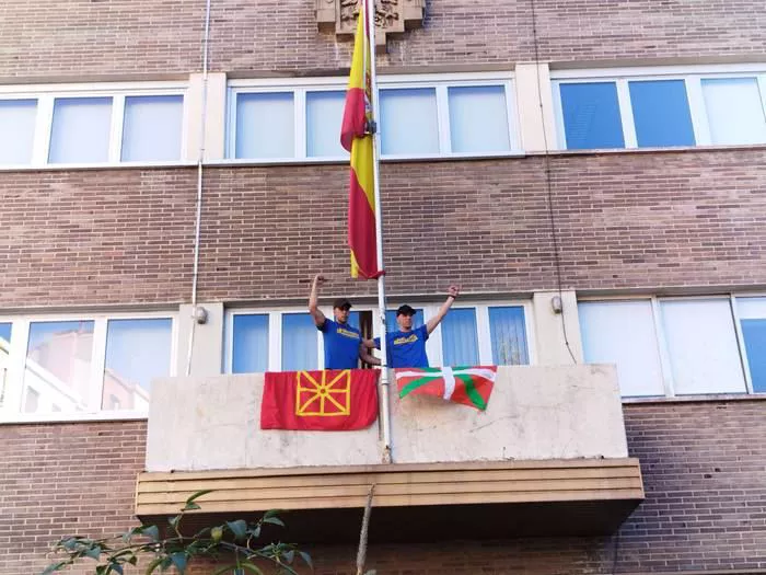 Aitor Zelaia eta Galder Barbado Espainiako Gobernu Militarrean @alea