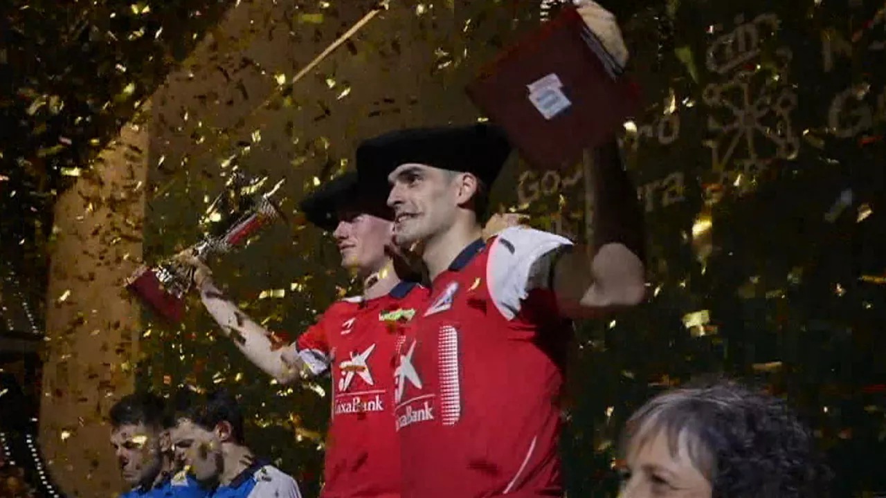 20231001204633_ezkurdia-mariezkurrena-caixabank_