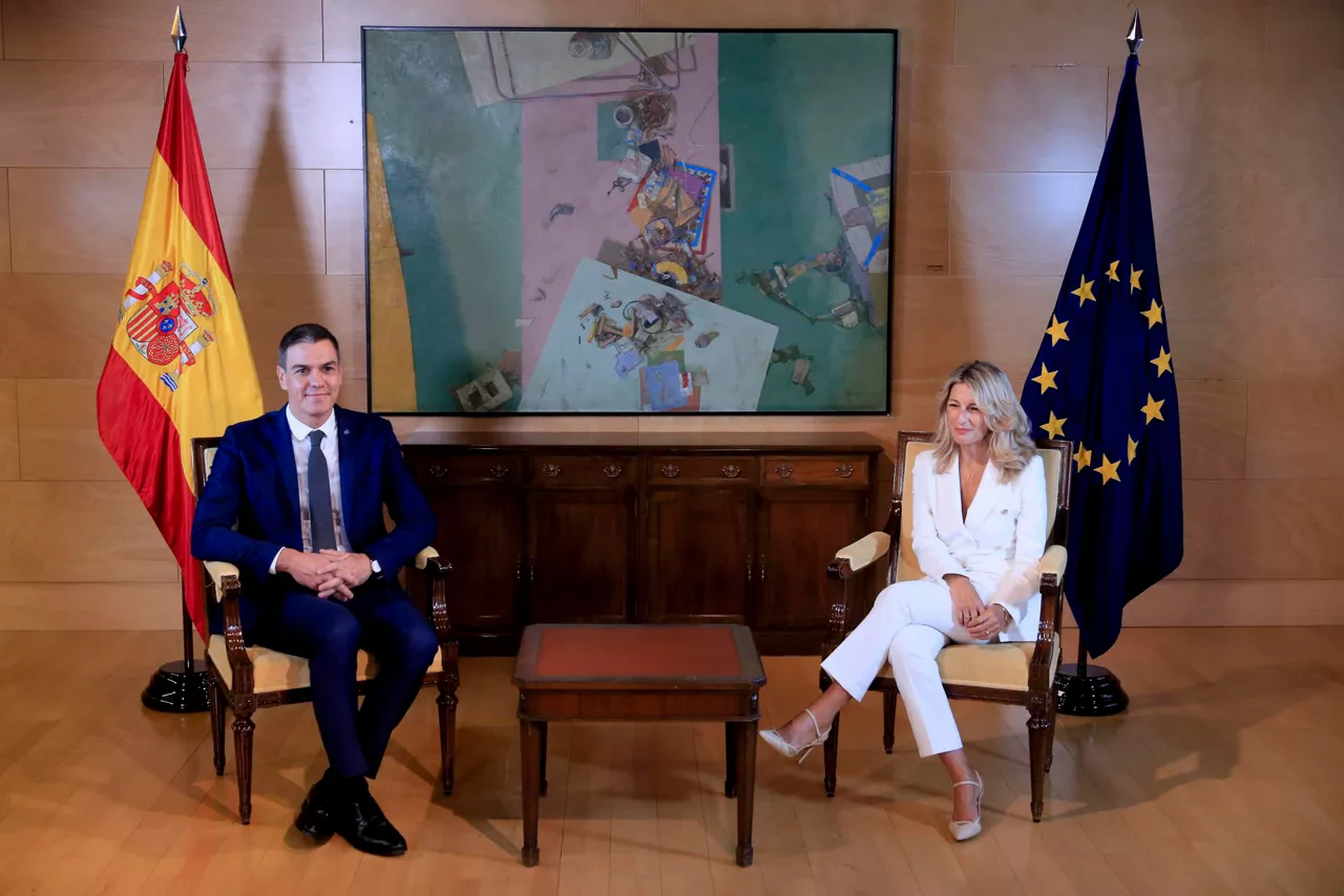 Yolanda-Diaz-Pedro-Sanchez-efe