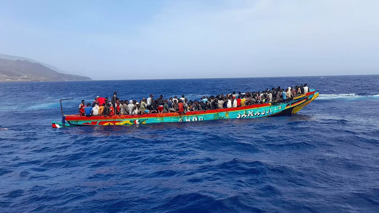 El-Hierro-cayuco-migracion-efe