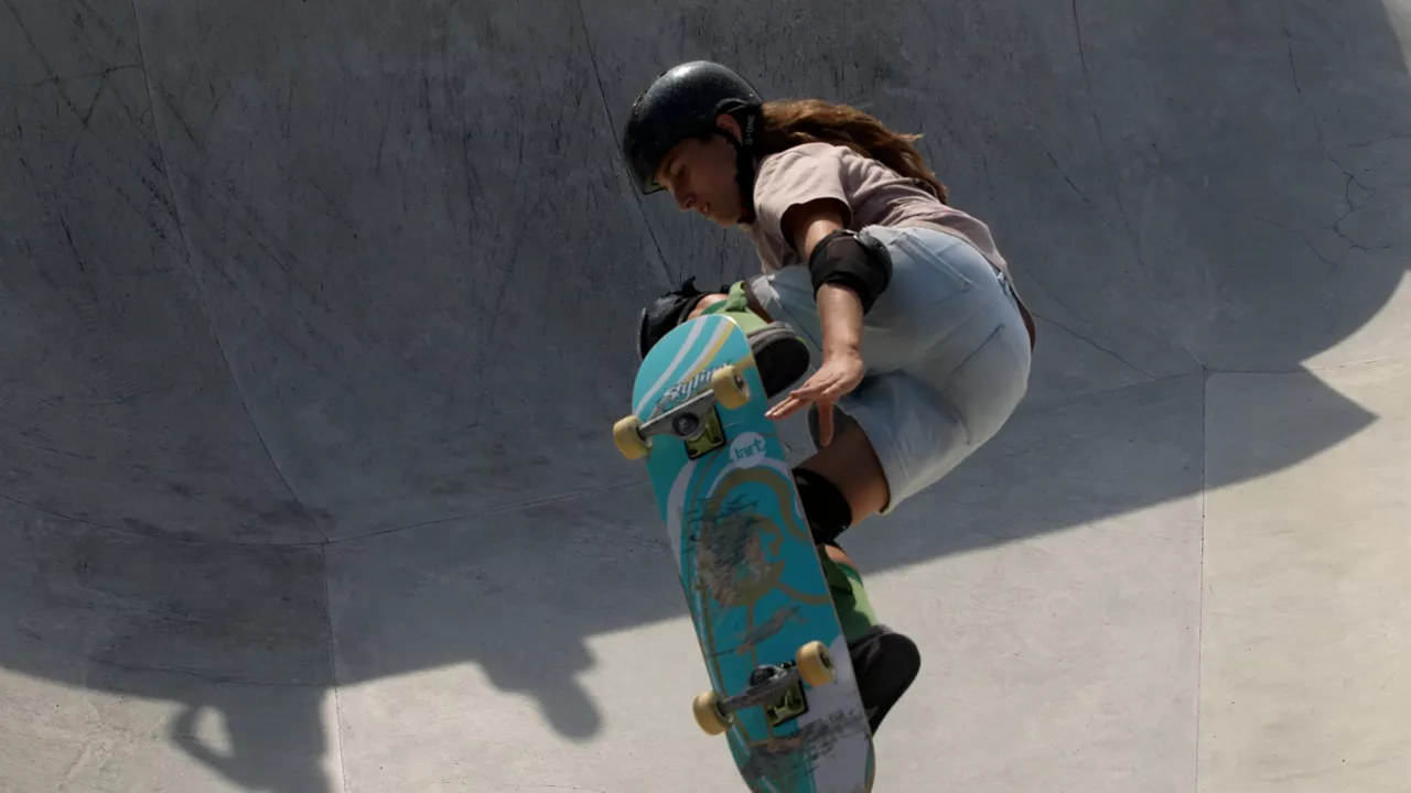 Naia Laso skate Basque Team