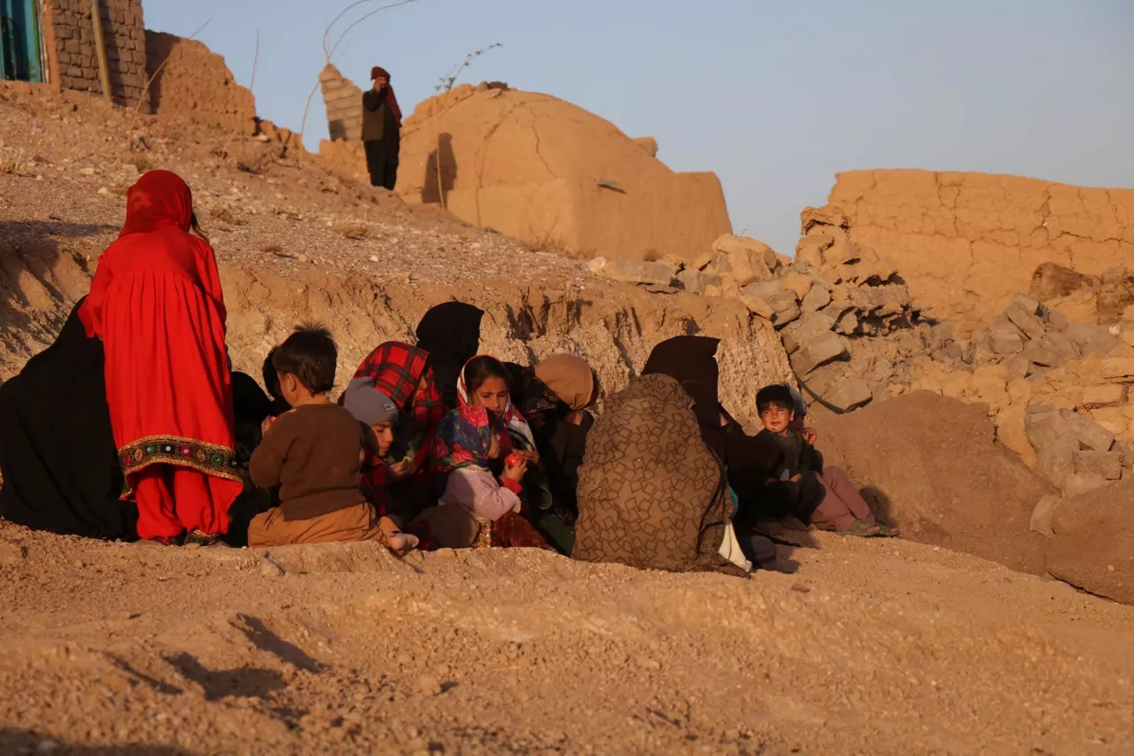 afganistan lurrikara efe