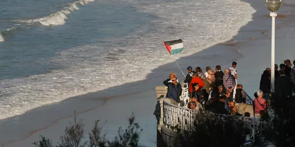 Palestinaren aldeko manifestazioa Donostian. Argazkia: EFE