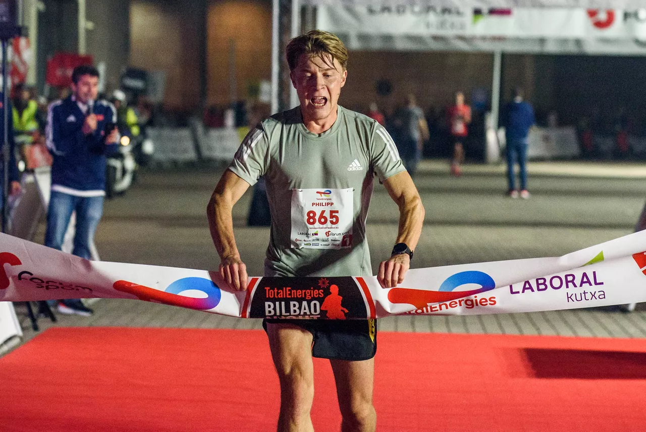 Philipp_Wiewald_bilbaonightmarathon_EFE