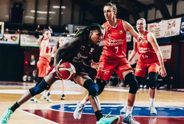 Lointek Gernika eta Valentziaren arteko partidako irudia.