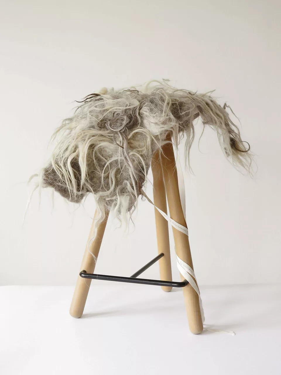 Escultura con lana de oveja