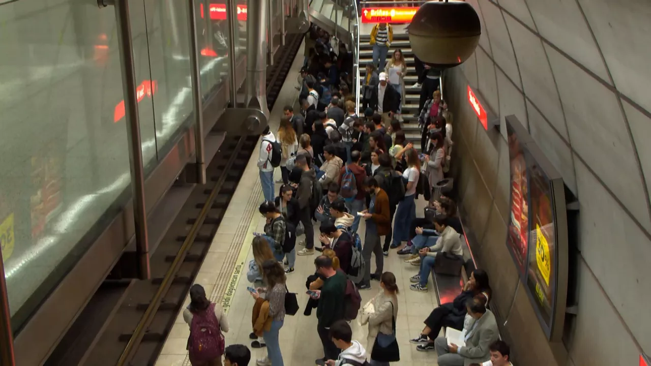 20231025101013_metro-bilbao-greba-sektore-publikoan_