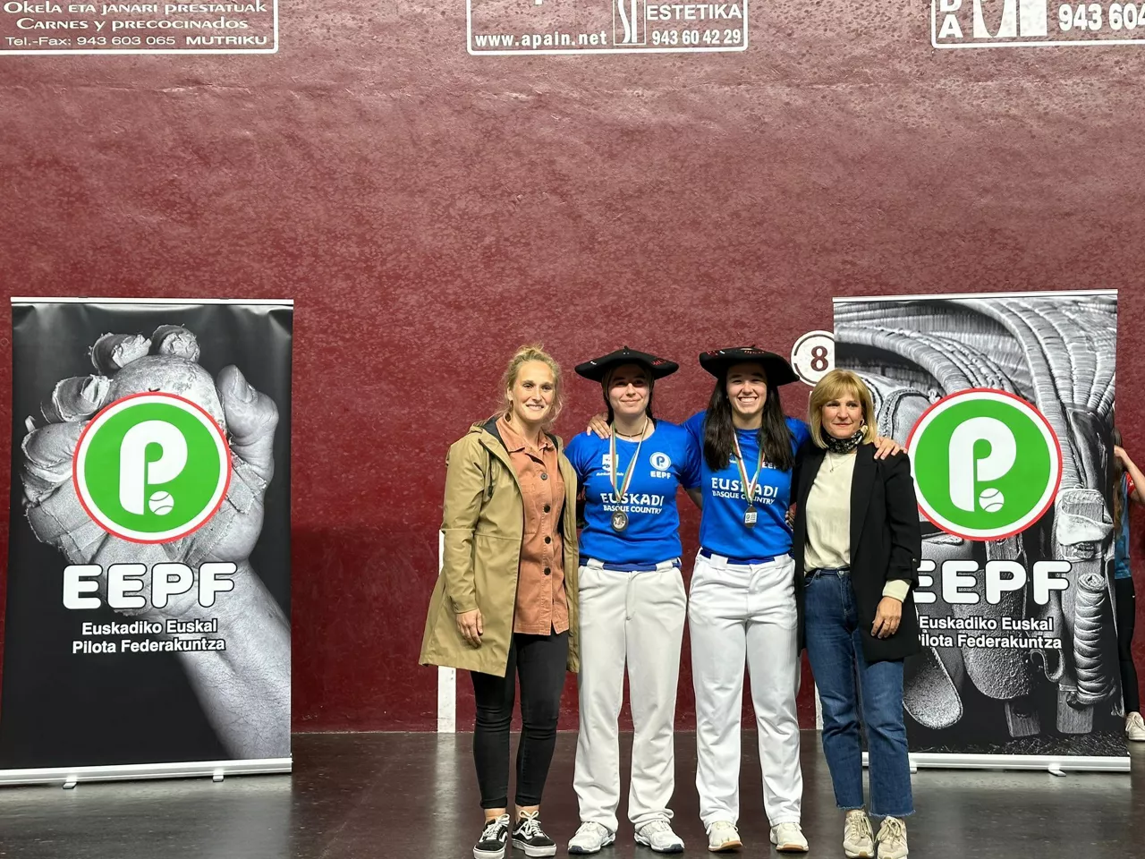 Ihart Arakistain eta Eneritz Lizardi