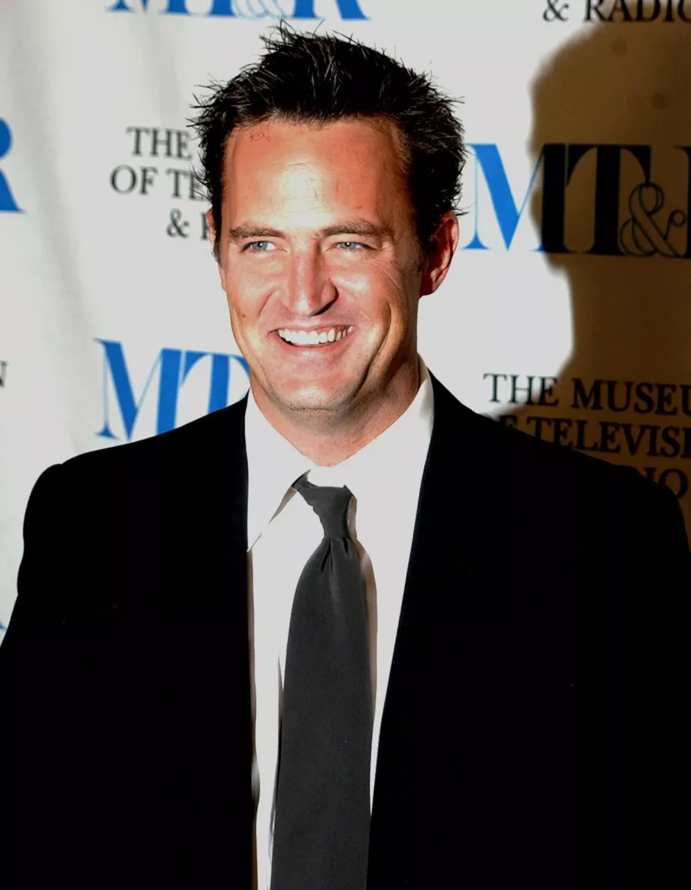 matthew-perry-actor-friends