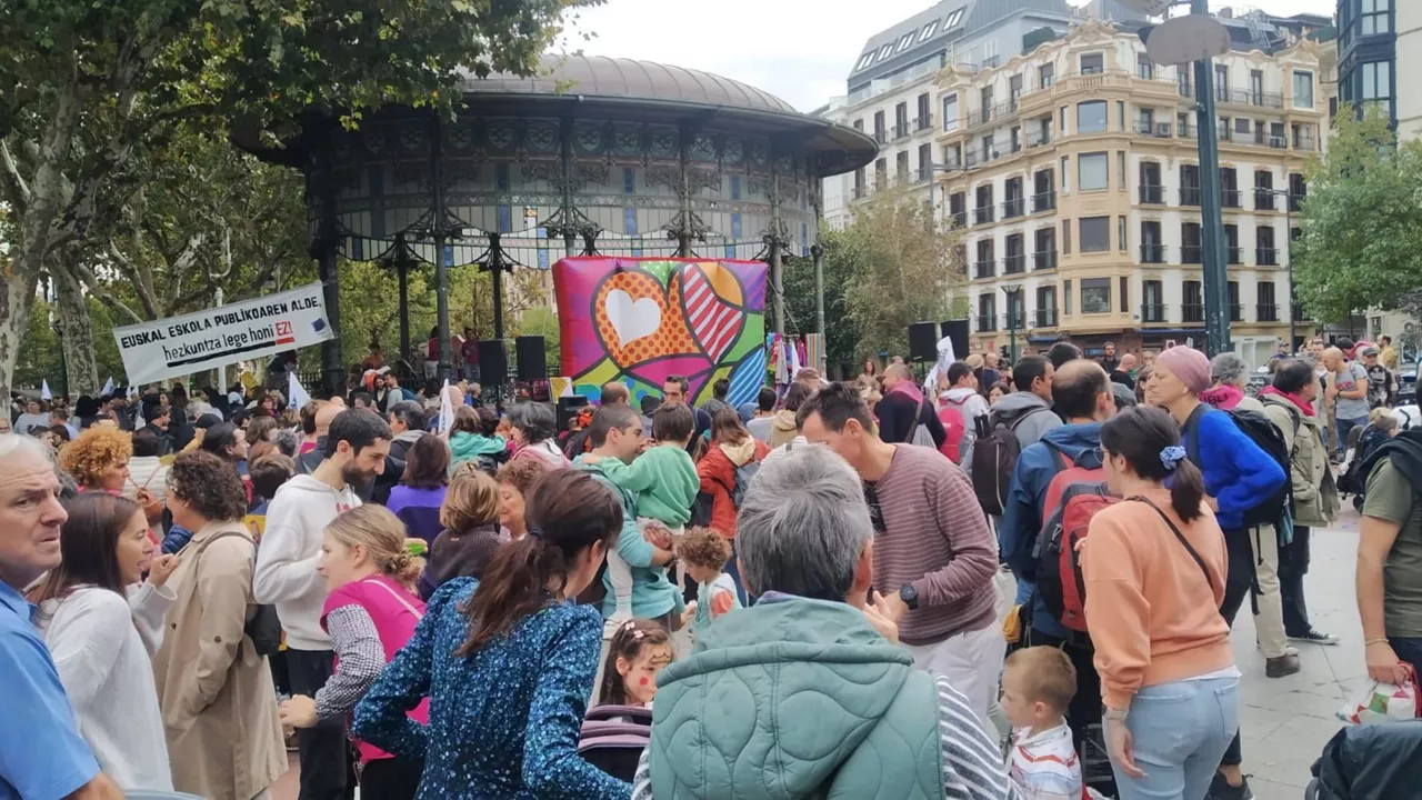 donostia eskola publikoa manifestazioa eitb