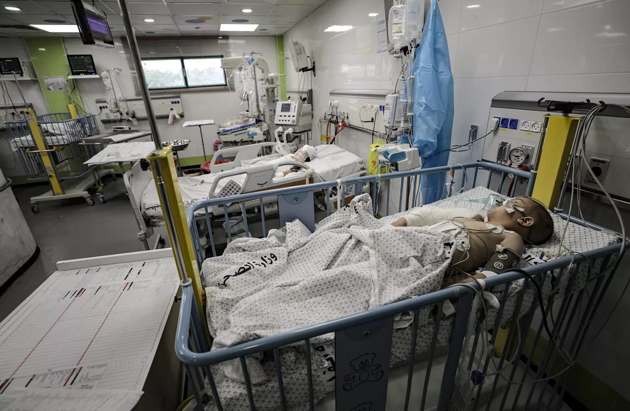 Nasser -Hospital-in-Khan-Yuni-gaza-efe