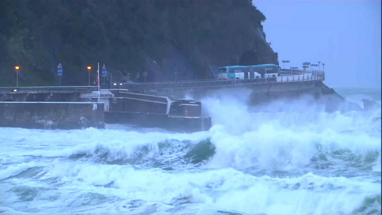 20231102185500_olatuak-donostia_