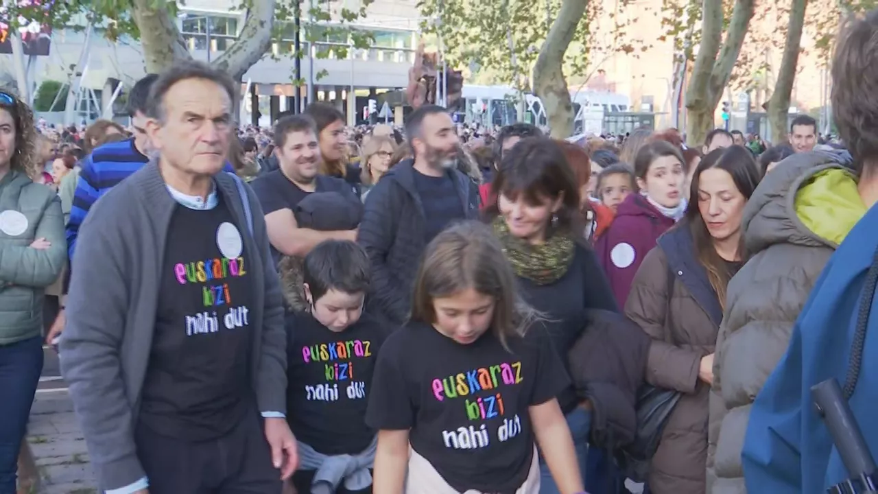 Bilbo euskara  manifestazioa EITB2