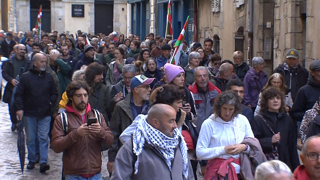 20231104220807_manifestazioa-baionan_