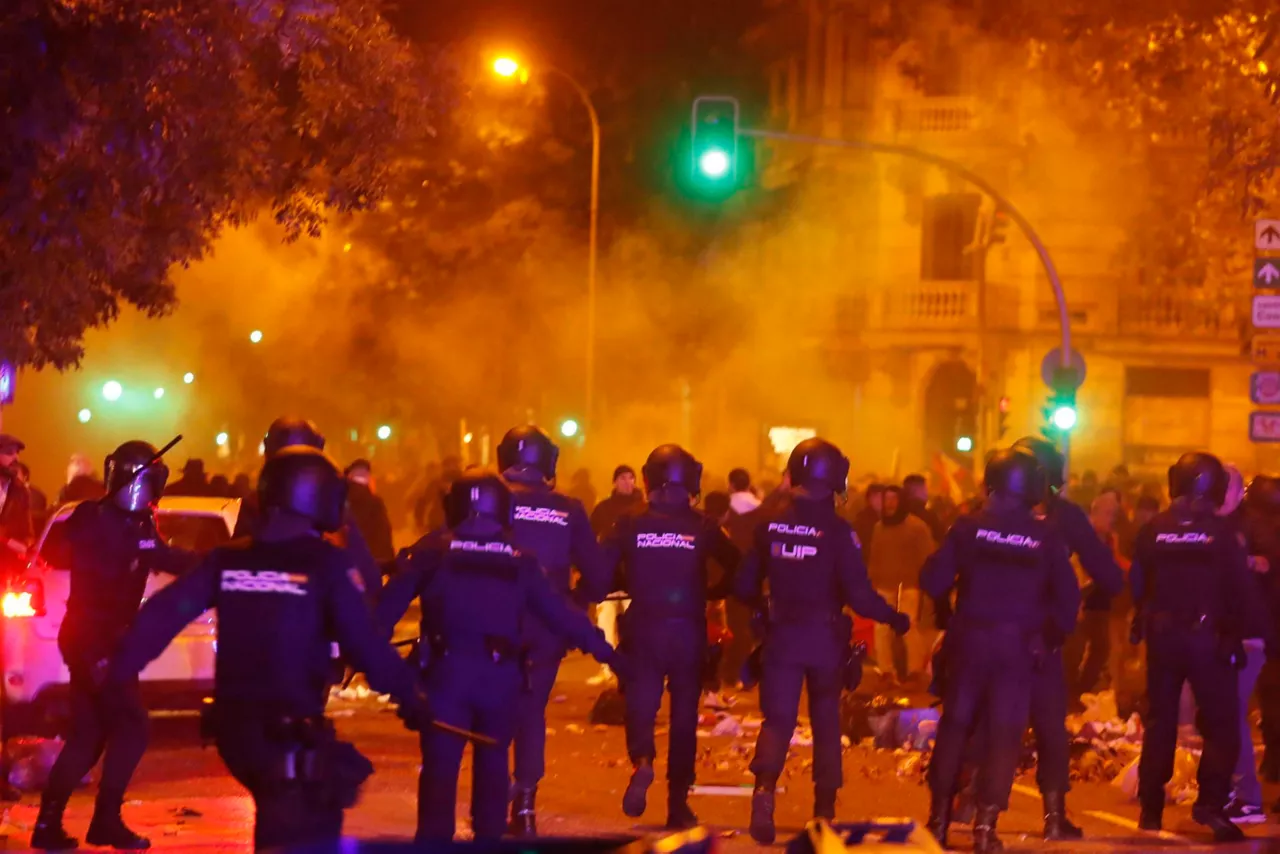 protesta-sede-psoe-ferraz-efe