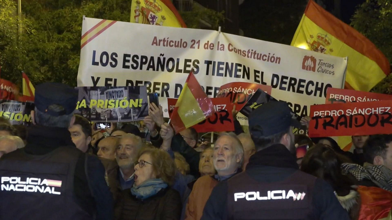 Un momento de la concentración de Ferraz 