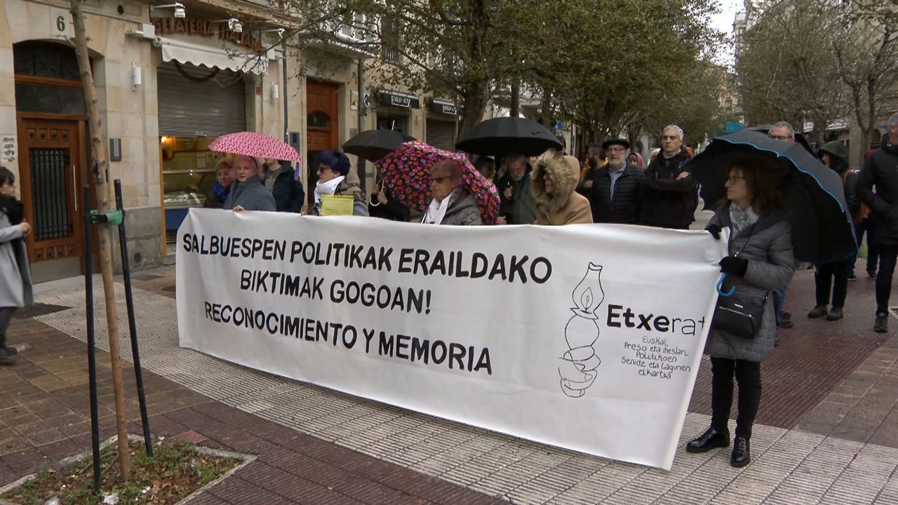 20231110122118_etxerat_