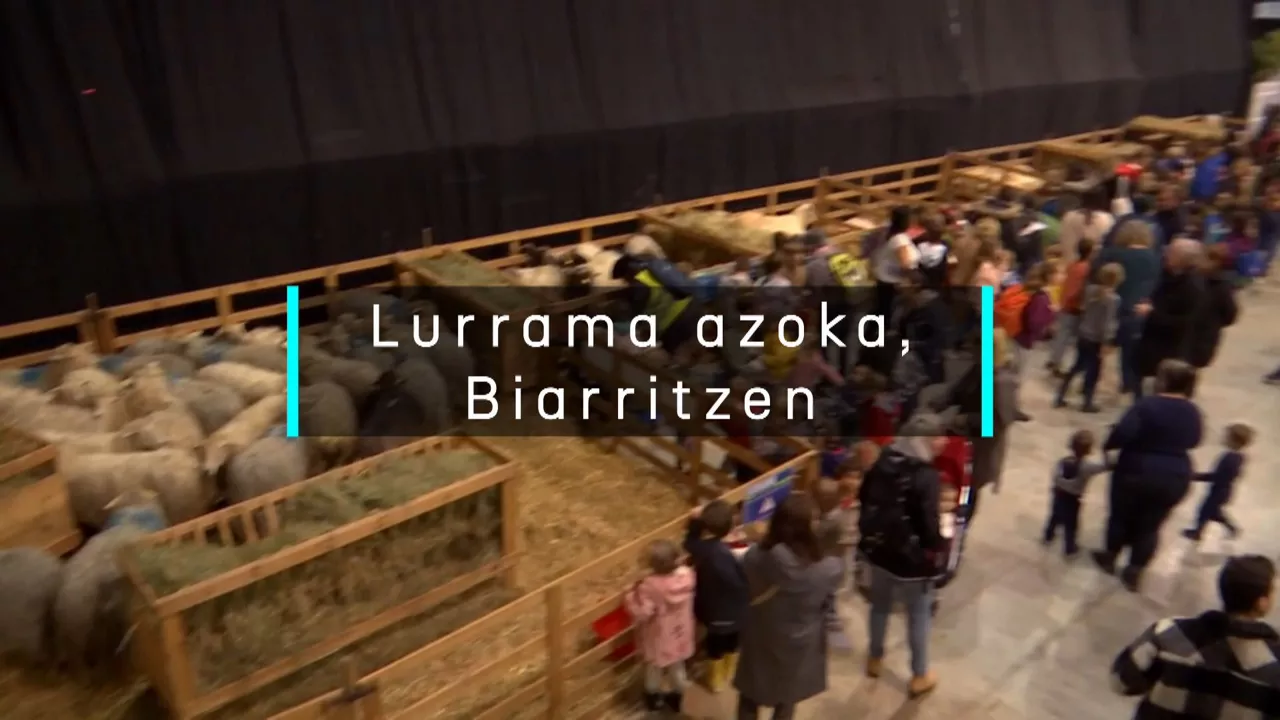 20231110165747_lurrama-azoka-biarritzen_
