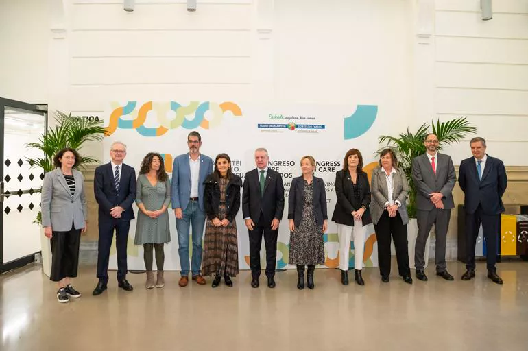 cuidados-congreso-lehendakari-urkullu-irekia