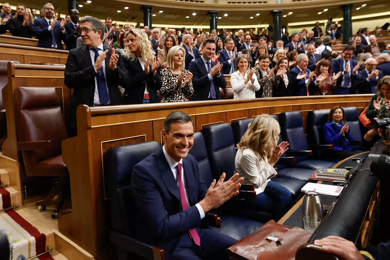 sanchez-bancada-investidura-psoe-efe
