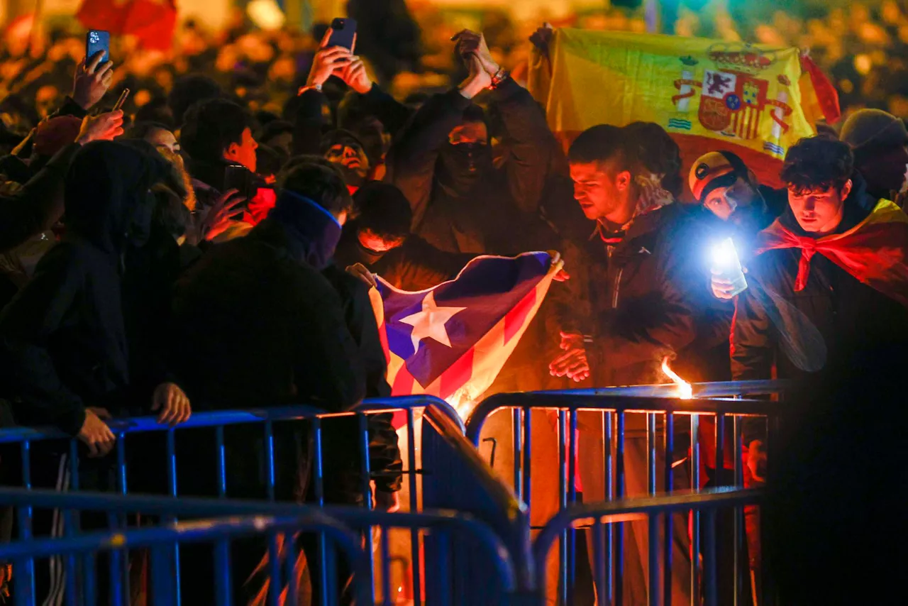 Protesta en Ferraz