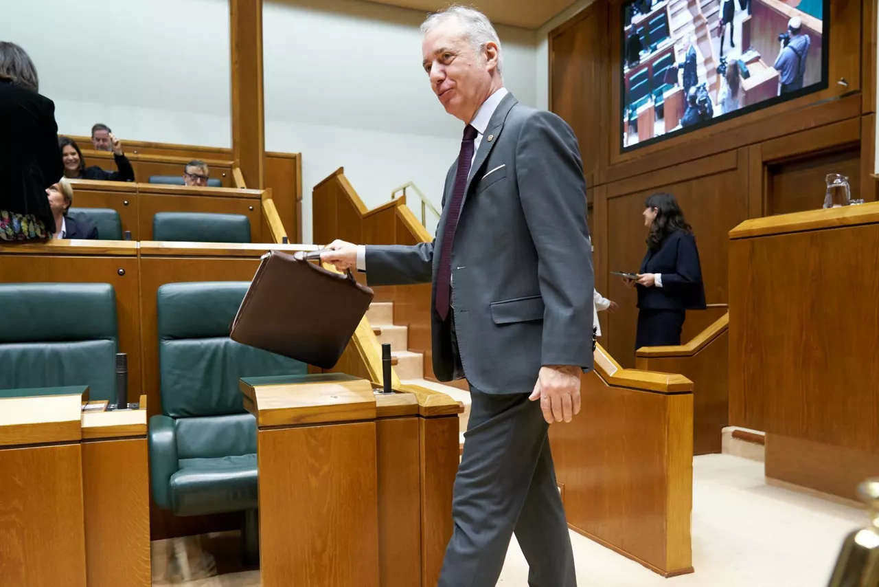 lehendakari-urkullu-parlamento-vasco-efe