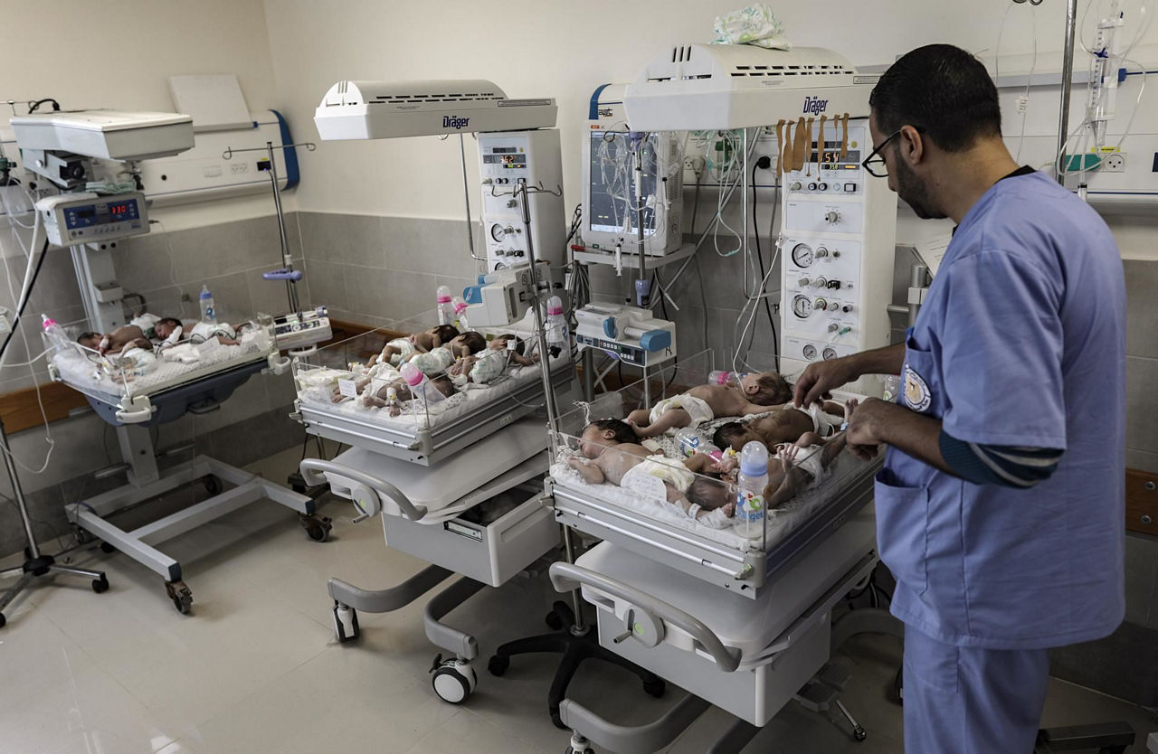 bebes-prematuros-Gaza-Egipto-efe