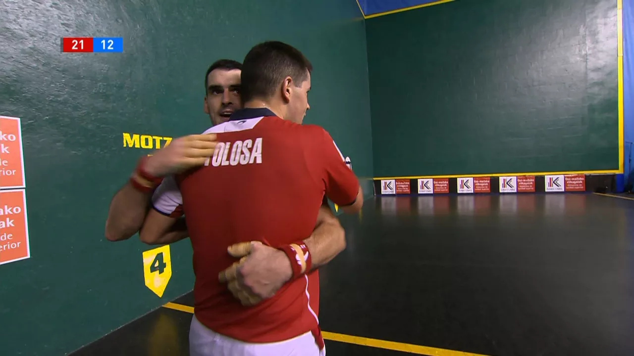 20231124233712_ezkurdia-tolosa-binakakoa-parejas_