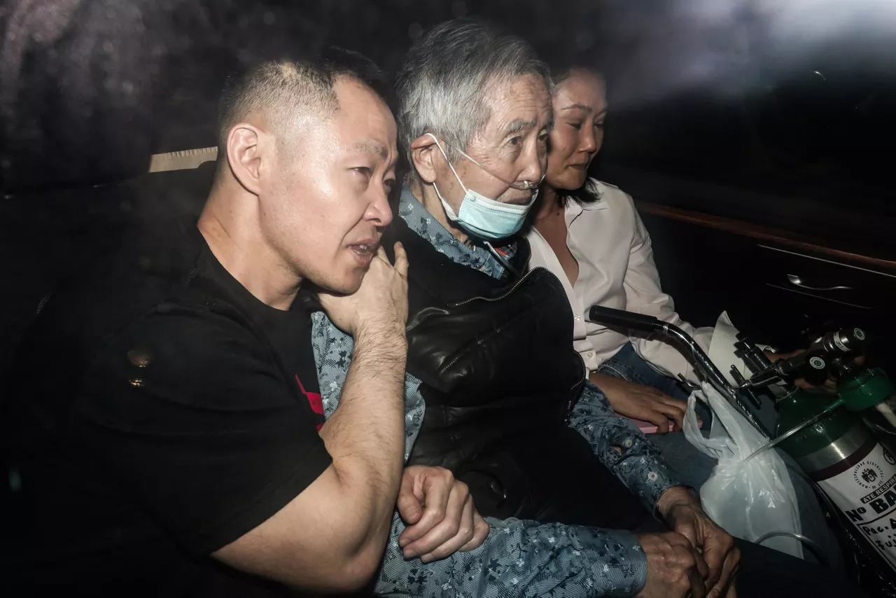 fujimori con sus dos hijos