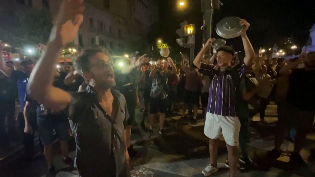 20231223090638_argentina-protestak-buenos-aires_