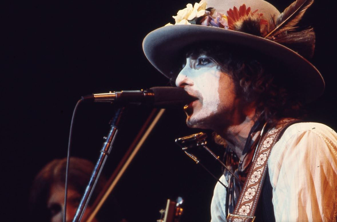 Bob Dylan llamada "Rolling Thunder Revue