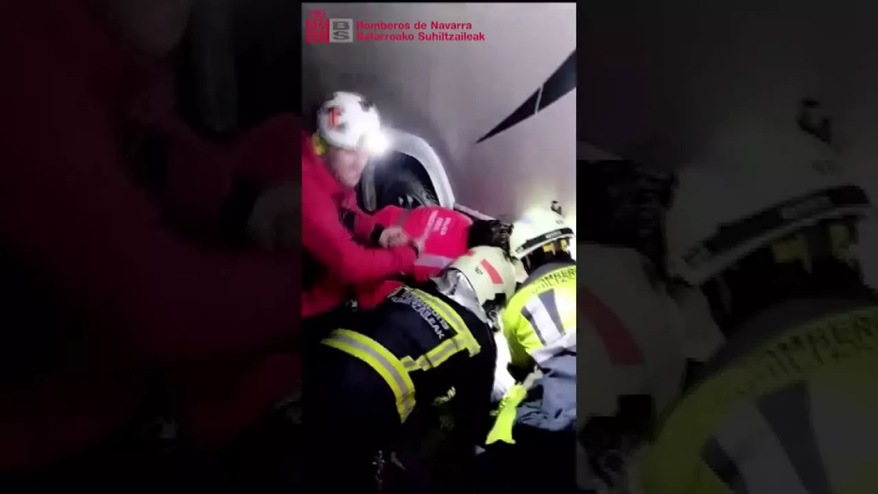 20231228102426_rescate-autocaravana-gares_