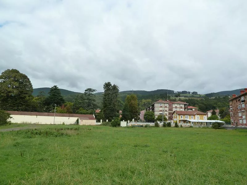 Zallako tren geltokia Mikel Otxoa