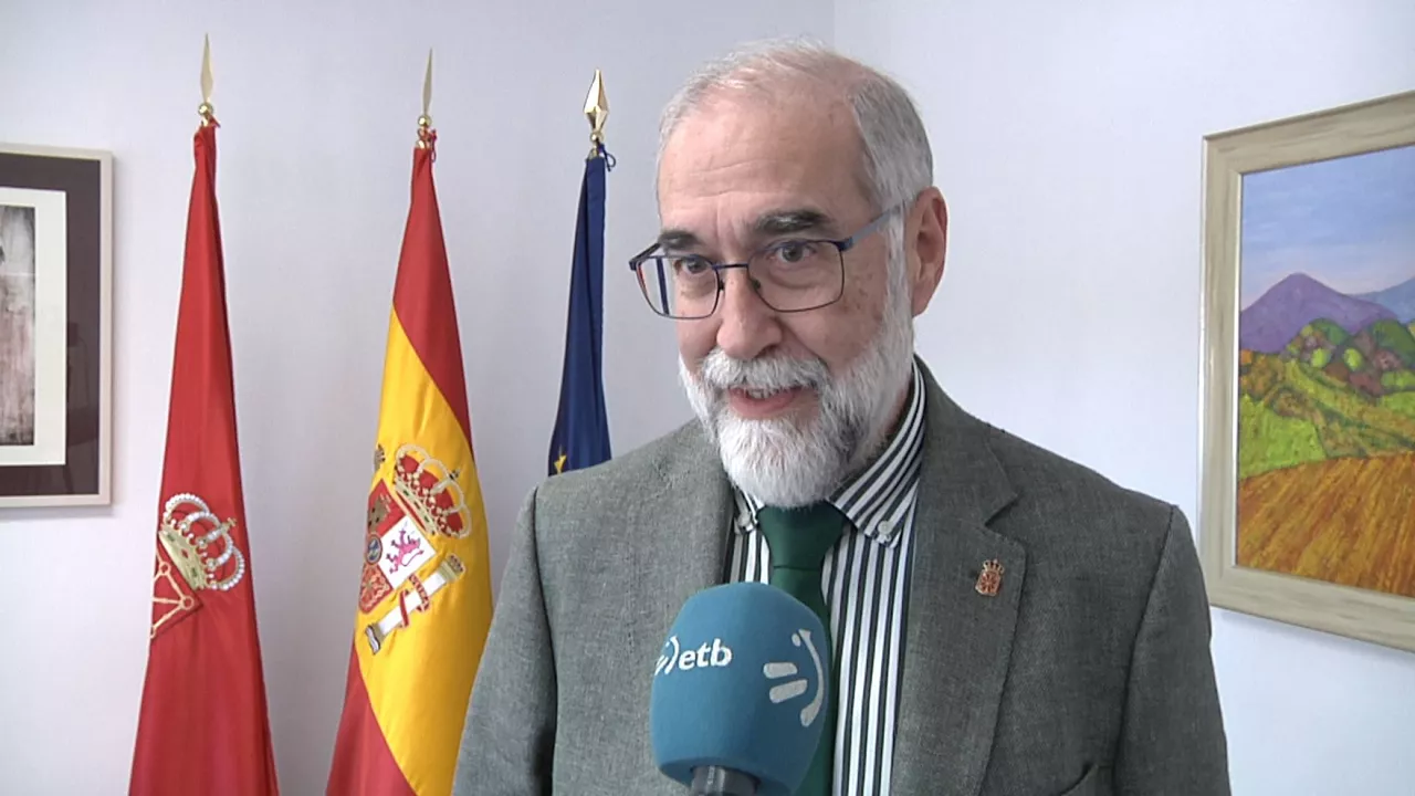 20240108141227_consejero-del-departamento-de-salud-fernando-dominguez_