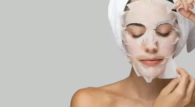 mascarilla facial (foto: freepik)