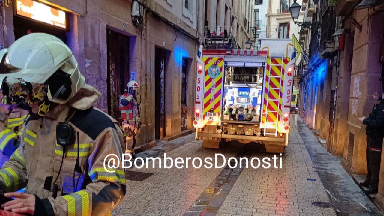20240112103018_incendio-juan-de-bilbao-bomberosdonosti_