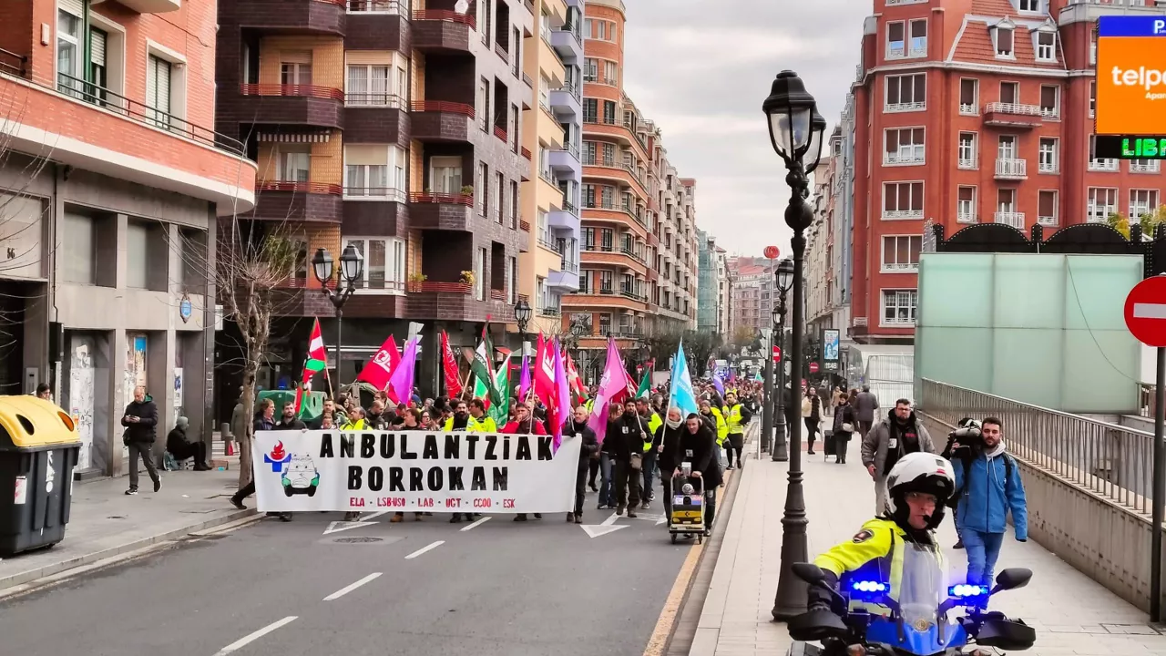 Anbulantziak borrokan manifestazioa