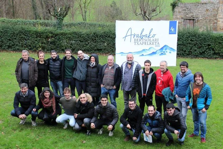 araba_bertsolari_txapelketa_2024_aurkezpena