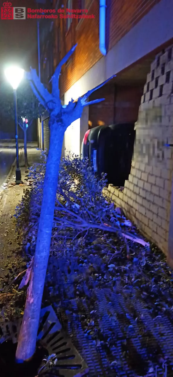 istripua zangotza Nafarroako suhiltzaileak