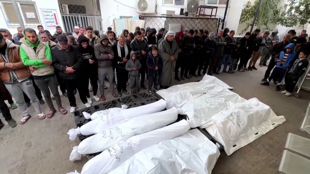 20240122090722_gaza-hildakoak_