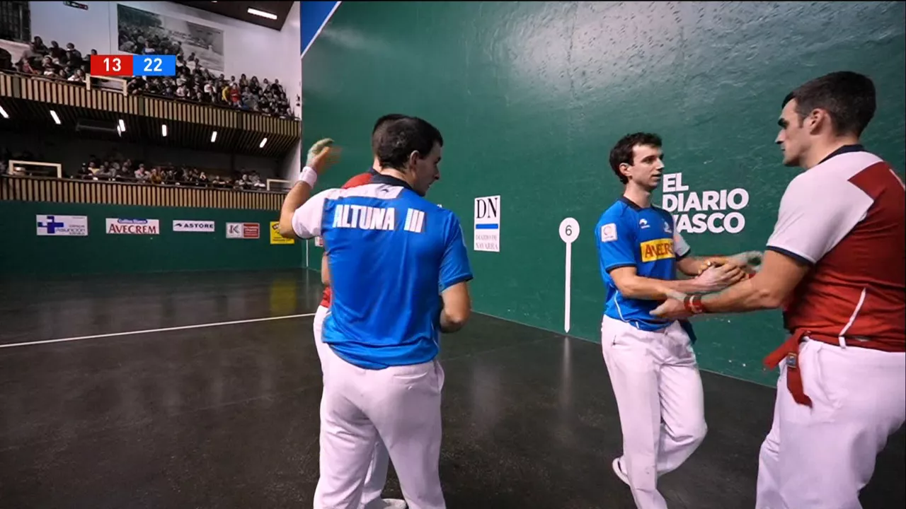 Eskuz Binakako Txapelketa