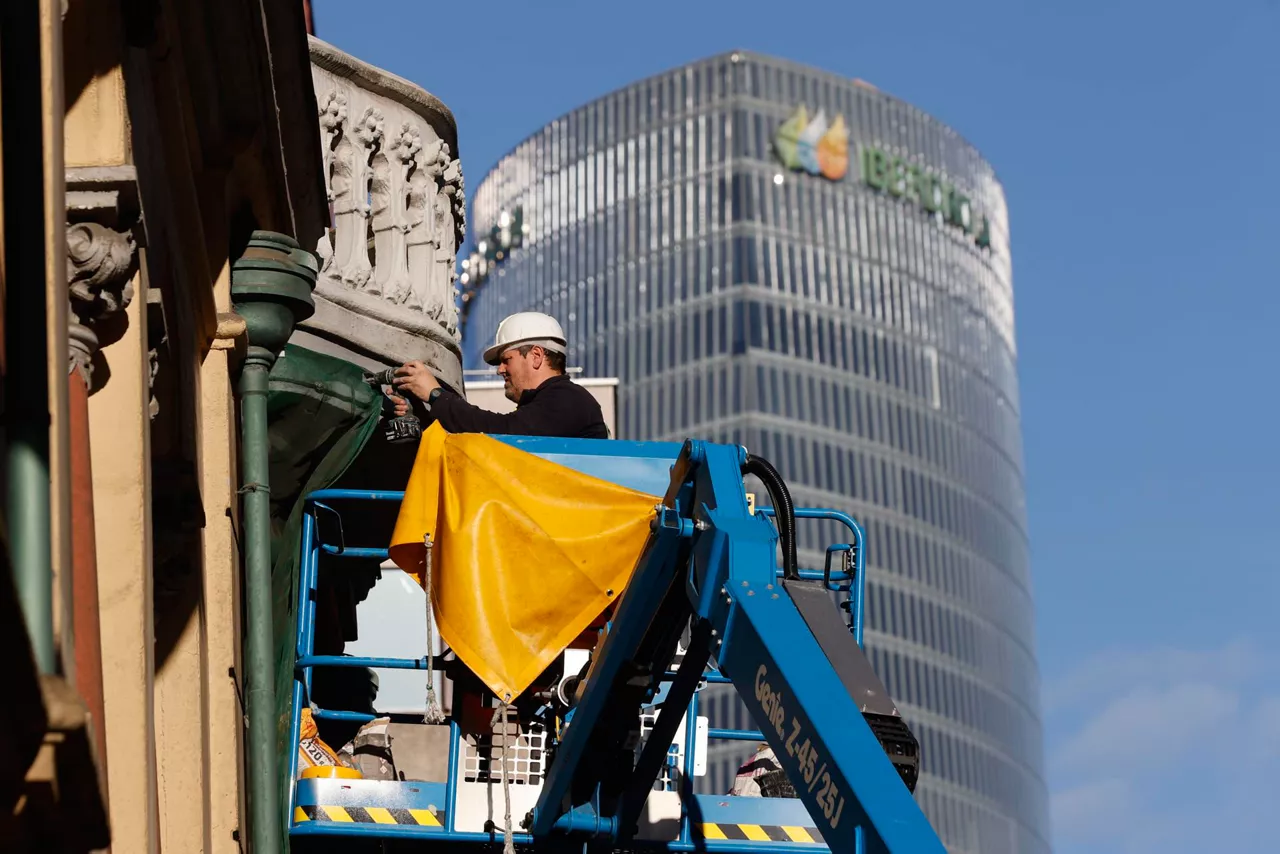 empleo-lanbide-paro-trabajador-bilbao enplegua langabezia langilea iberdrola dorrea-efe