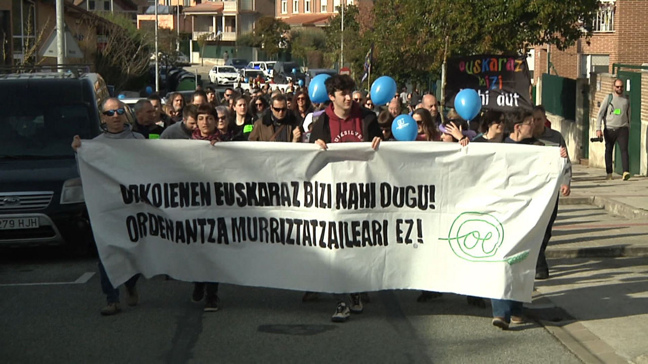 20240127163951_orkoien-manifestacion-euskera_