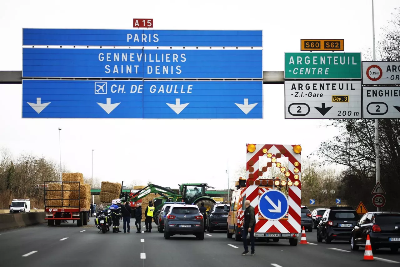 paris-agricultores-bloqueo laborariak blokeoak-efe