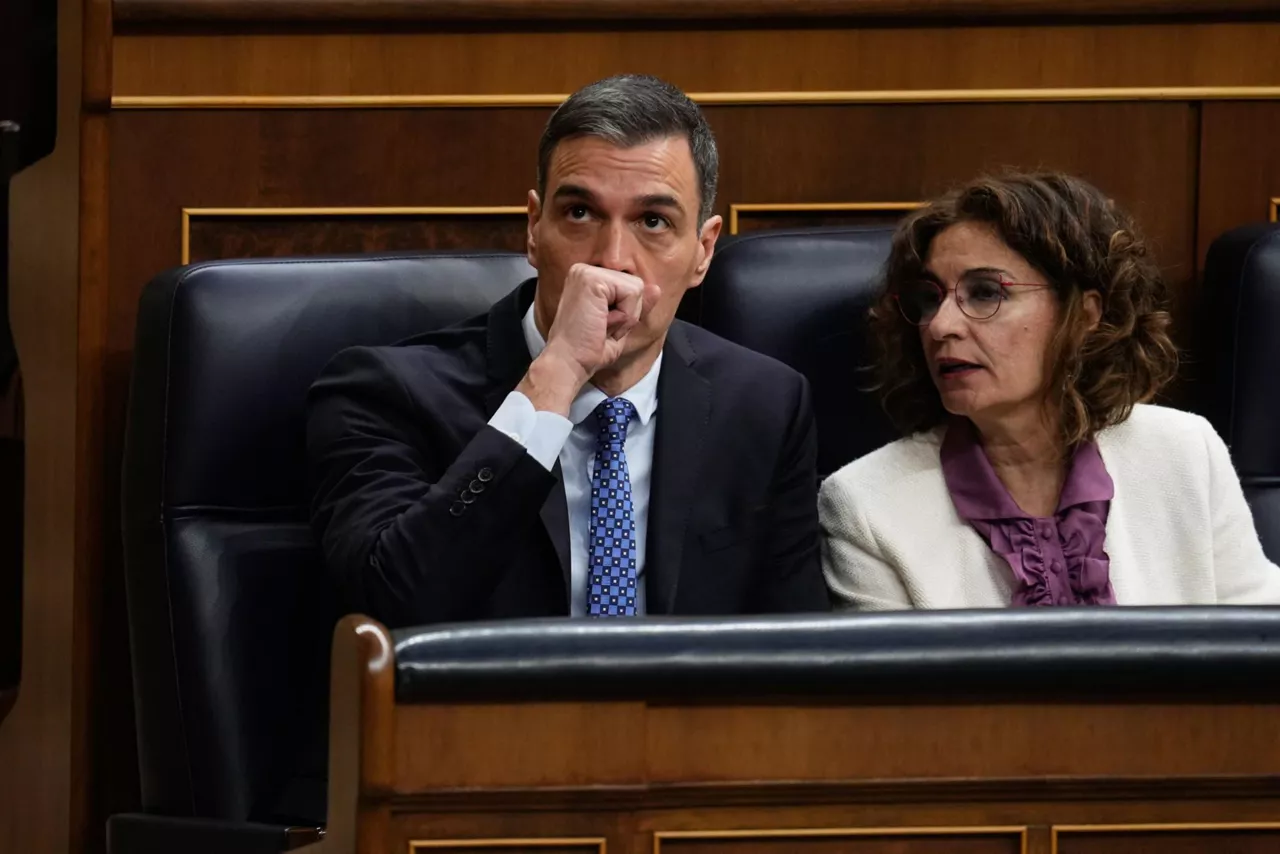 sanchez-preocupado-congreso-amnistia kongresua kezkatuta-efe