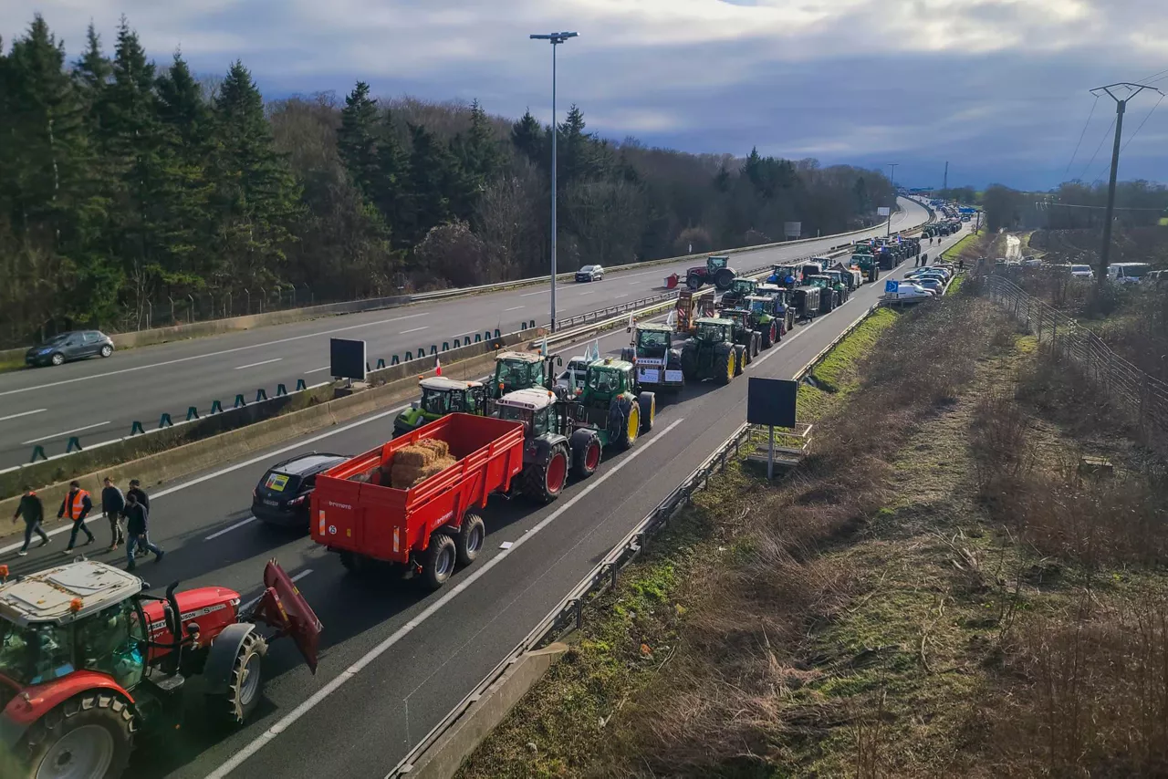 agricultores-francia paris bloqueos laborariak frantzia-efe