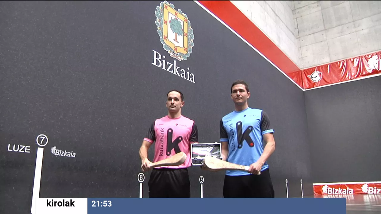 Los palistas Iñaki Urrutia y Roman Maldonado.