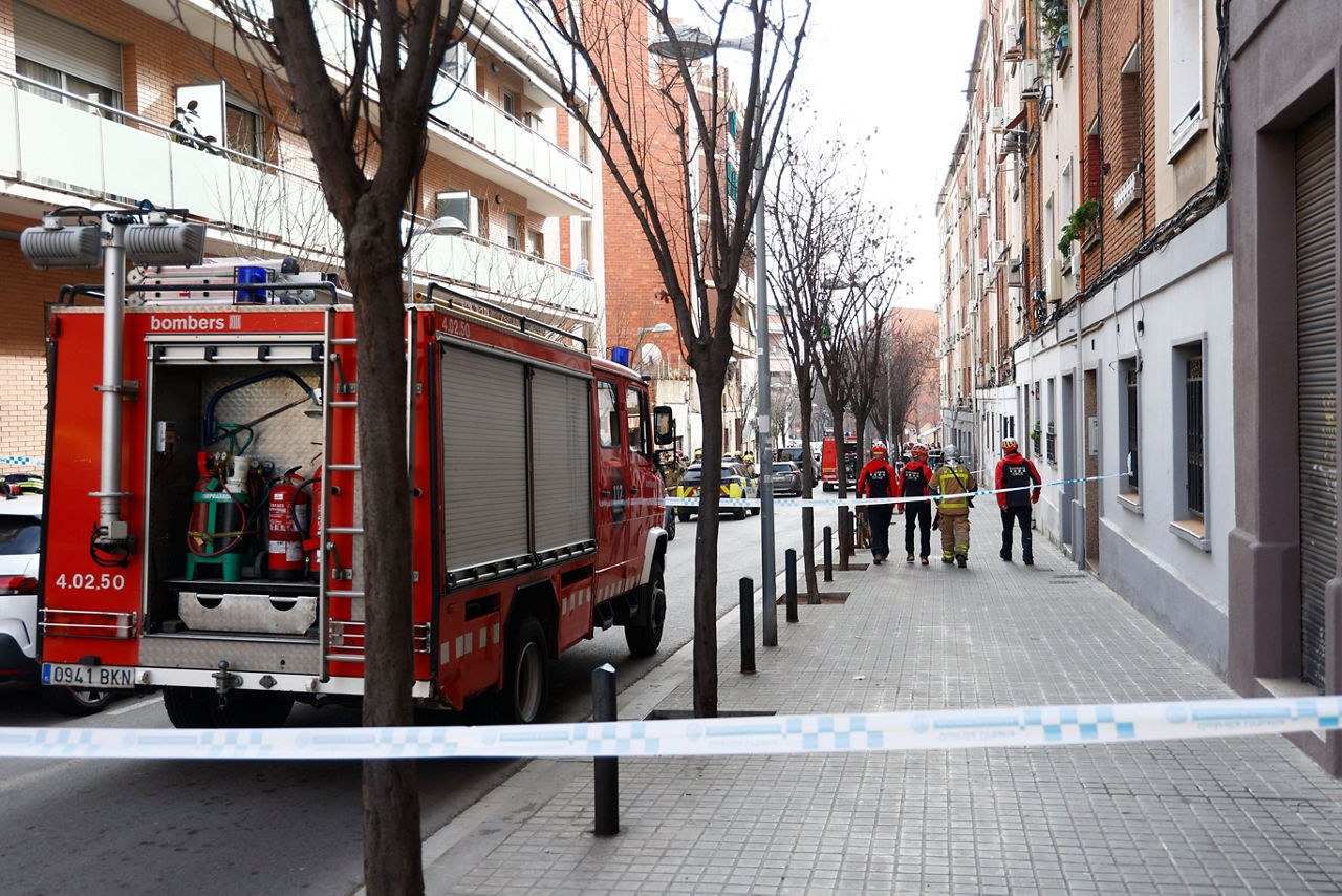 Bomberos derrumbe Badalona