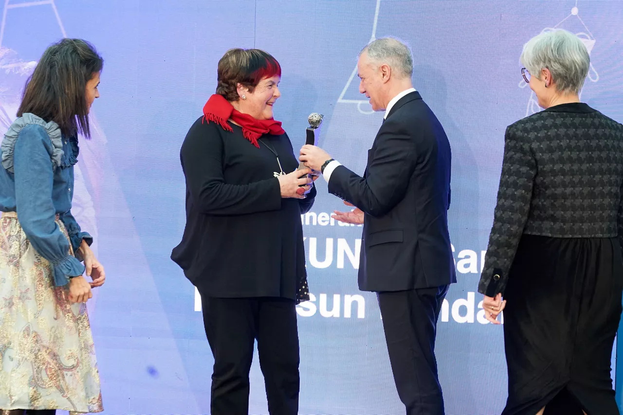 MARIASUN LANDA EMAKUNDE IÑIGO URKULLU 